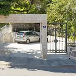 Star 2 * Dubrovnik