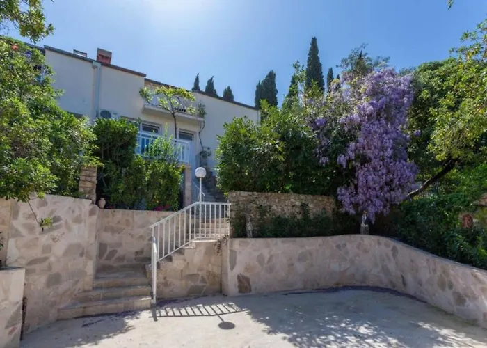 Appartement Star 2 *